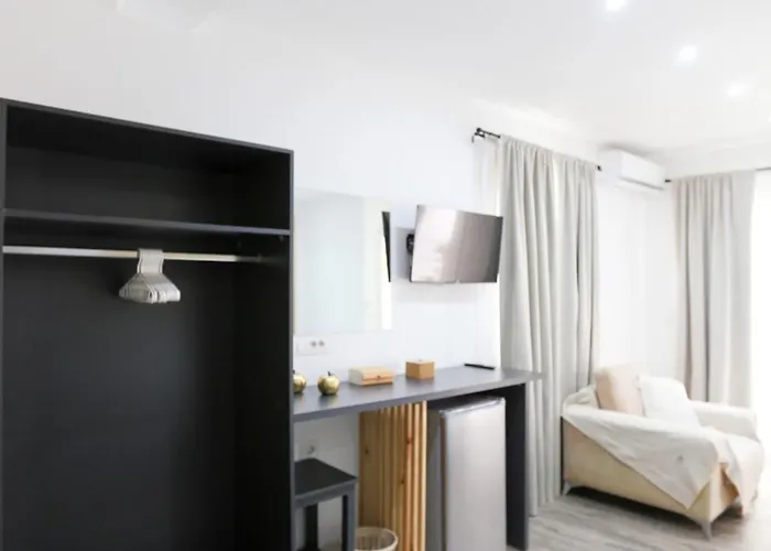 Colette's Comfort * Himare