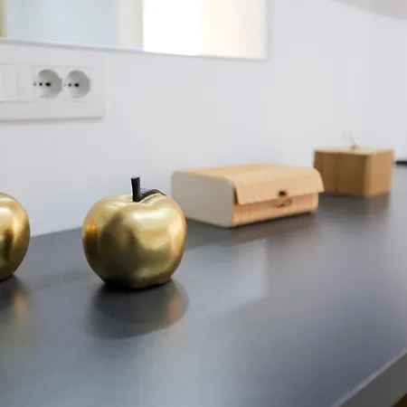 Colette's Comfort Himara