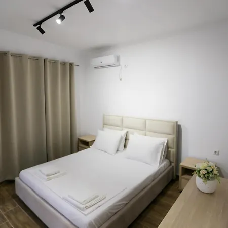 Colette's Comfort Himarë