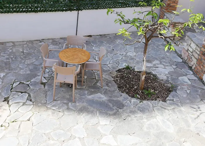 Colette's Comfort Apartamento Himarë