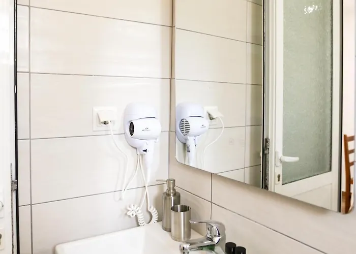 Colette's Comfort Himarë